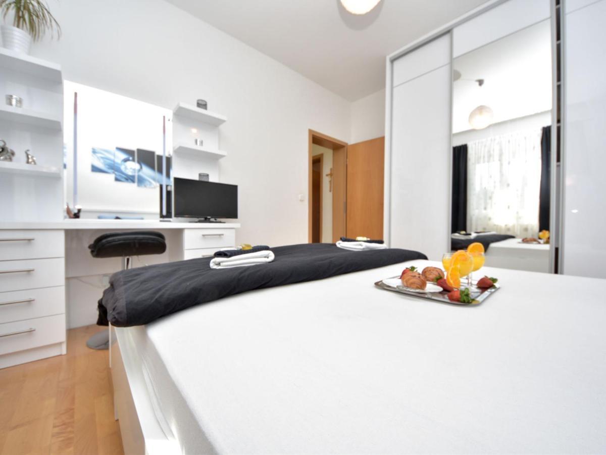 Bila By Interhome Zadar