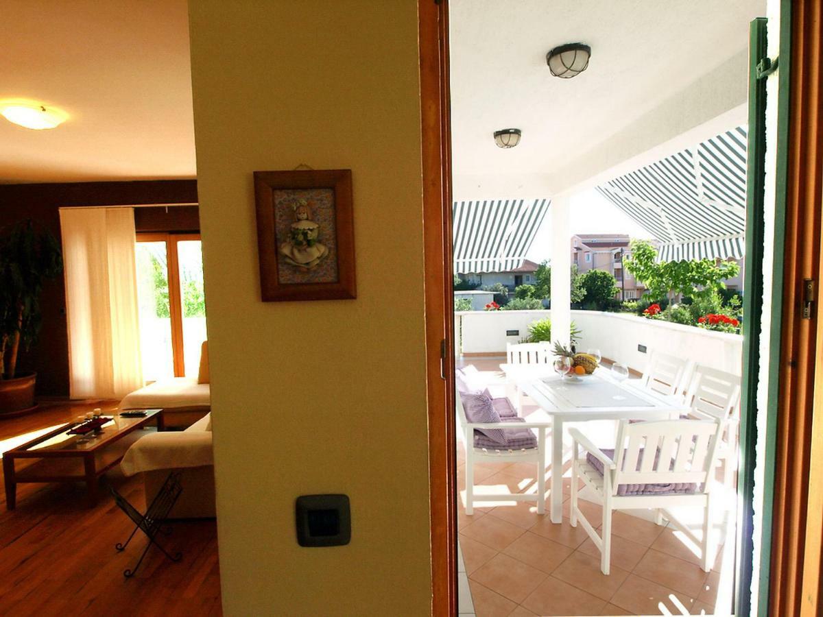 Bila By Interhome Vakantiehuis Zadar